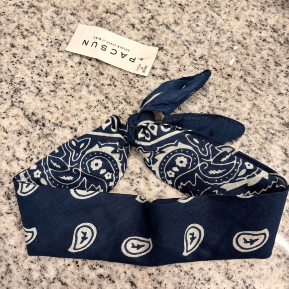 NWT PacSun Blue Paisley Bandana Headband Y2K Western Core Coquette Hair Scarf - Picture 8 of 10